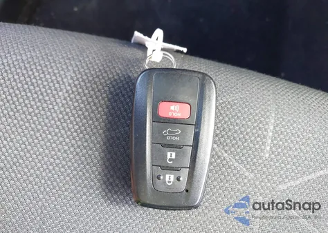 2025 Toyota Rav4 Xle z USA, uszkodzony, nr VIN 2T3P1RFV8SC510499